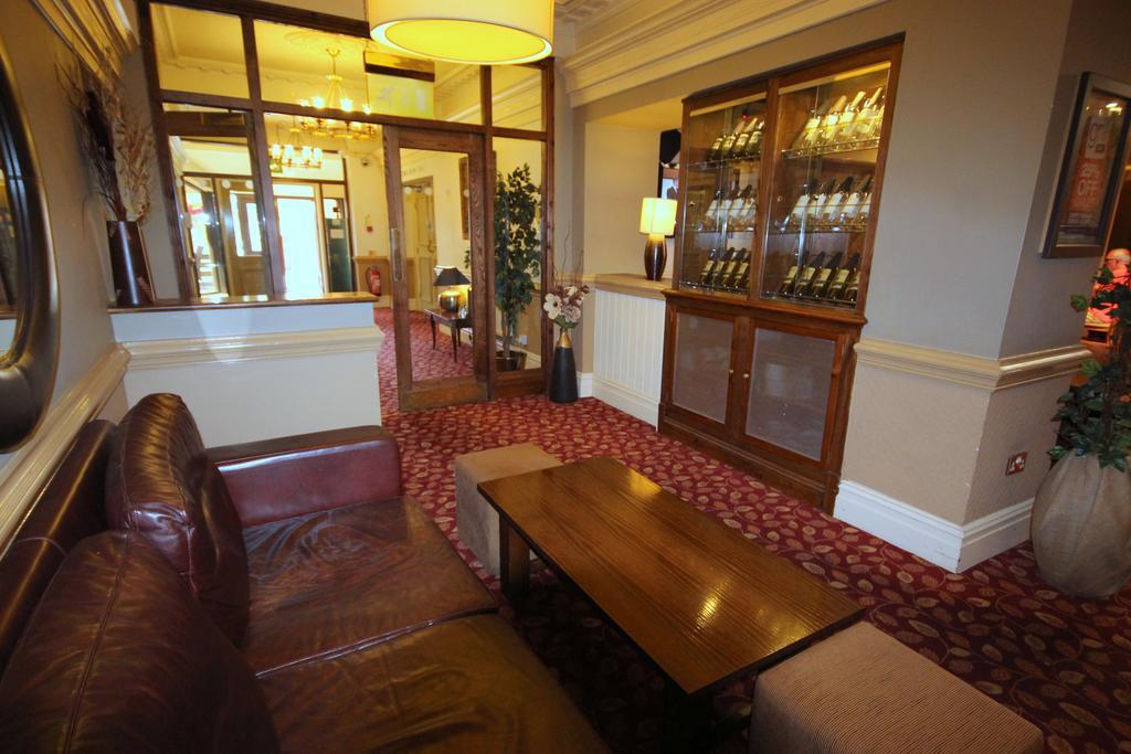 Thomas Arms Hotel Llanelli Luaran gambar