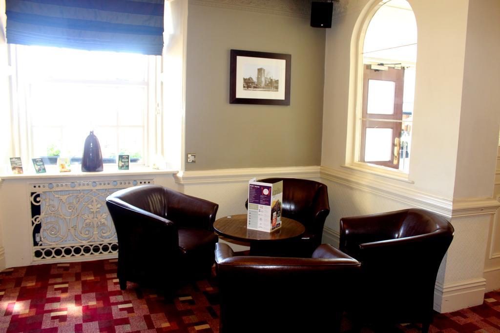 Thomas Arms Hotel Llanelli Luaran gambar