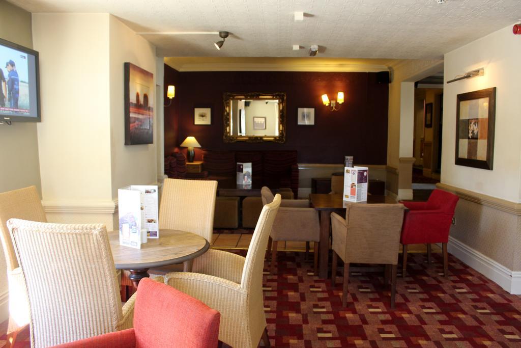 Thomas Arms Hotel Llanelli Luaran gambar